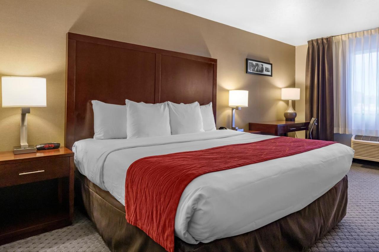 Comfort Inn Kent - Seattle Exterior photo