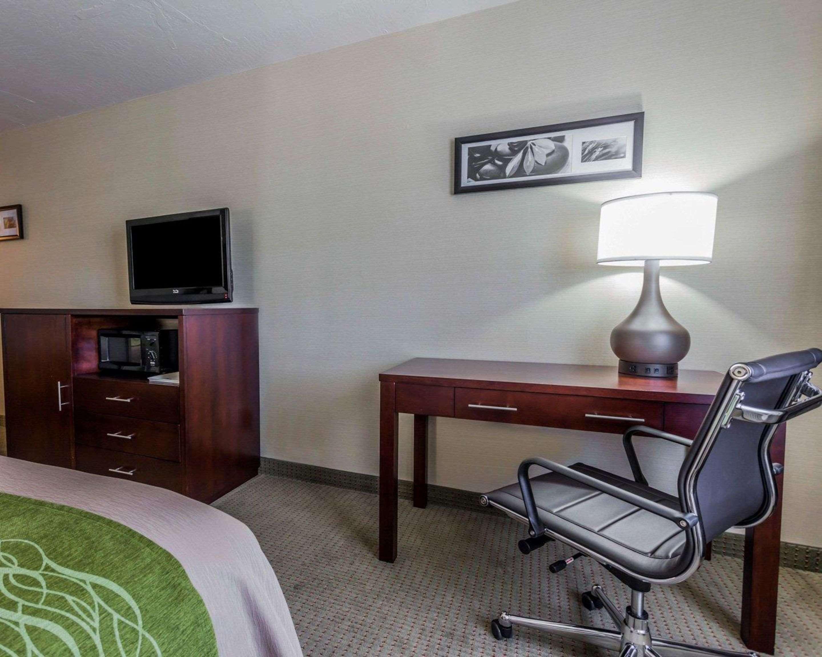 Comfort Inn Kent - Seattle Exterior photo