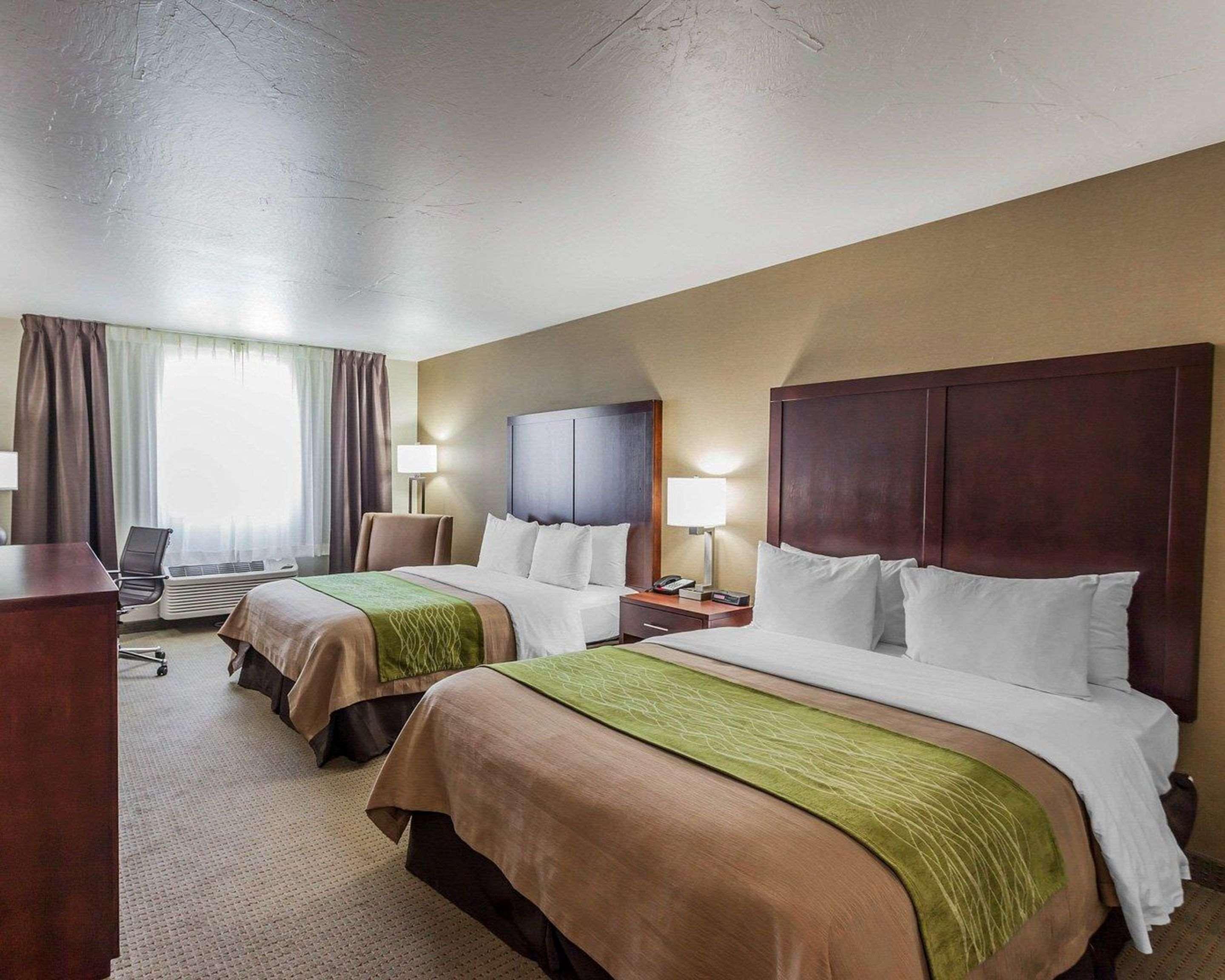 Comfort Inn Kent - Seattle Exterior photo