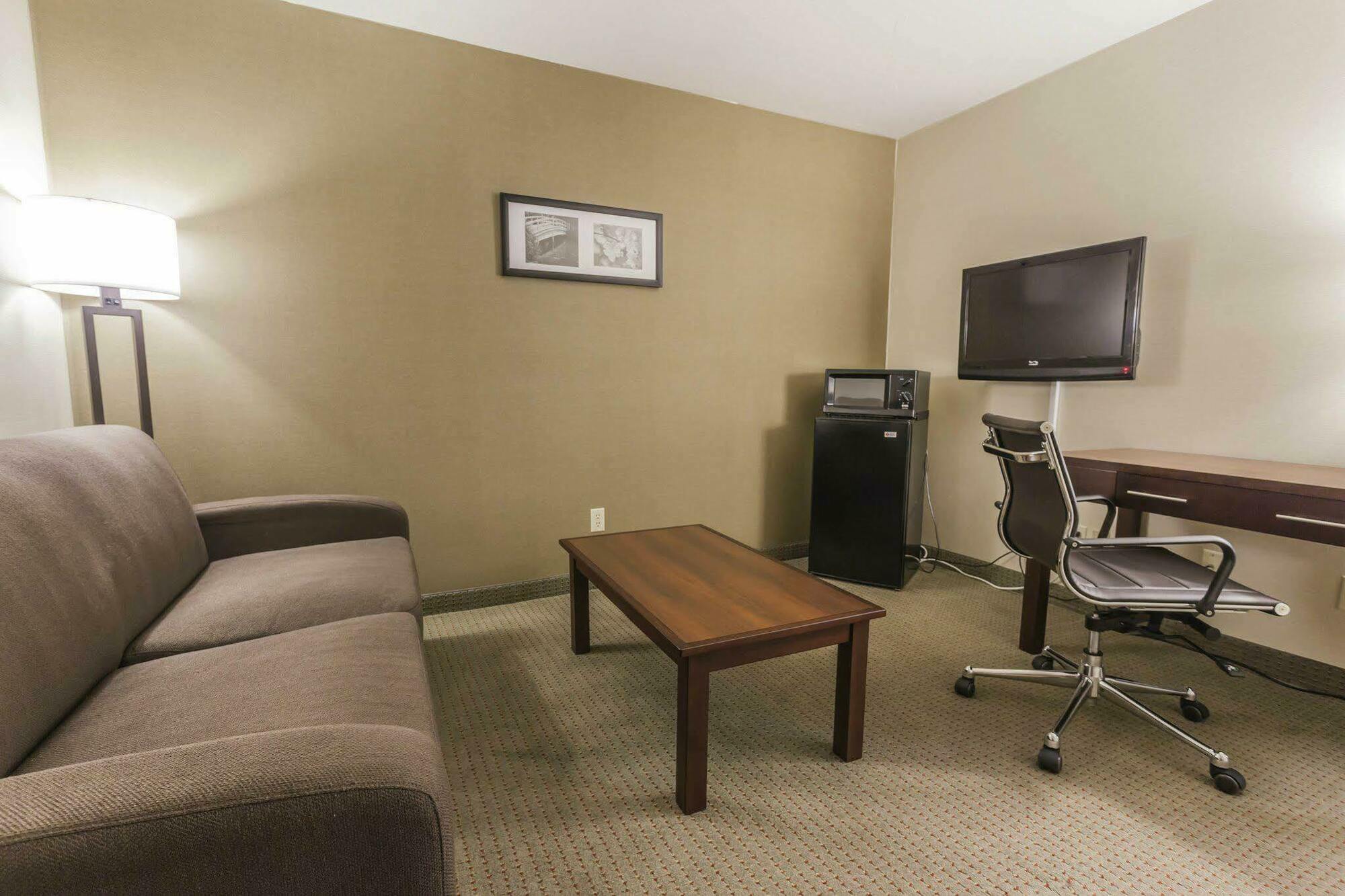 Comfort Inn Kent - Seattle Exterior photo